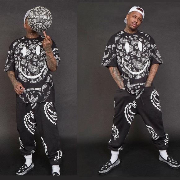 CHINATOWN MARKET PAISLEY SMILEY BASKETBALL - Picture 3 of 4